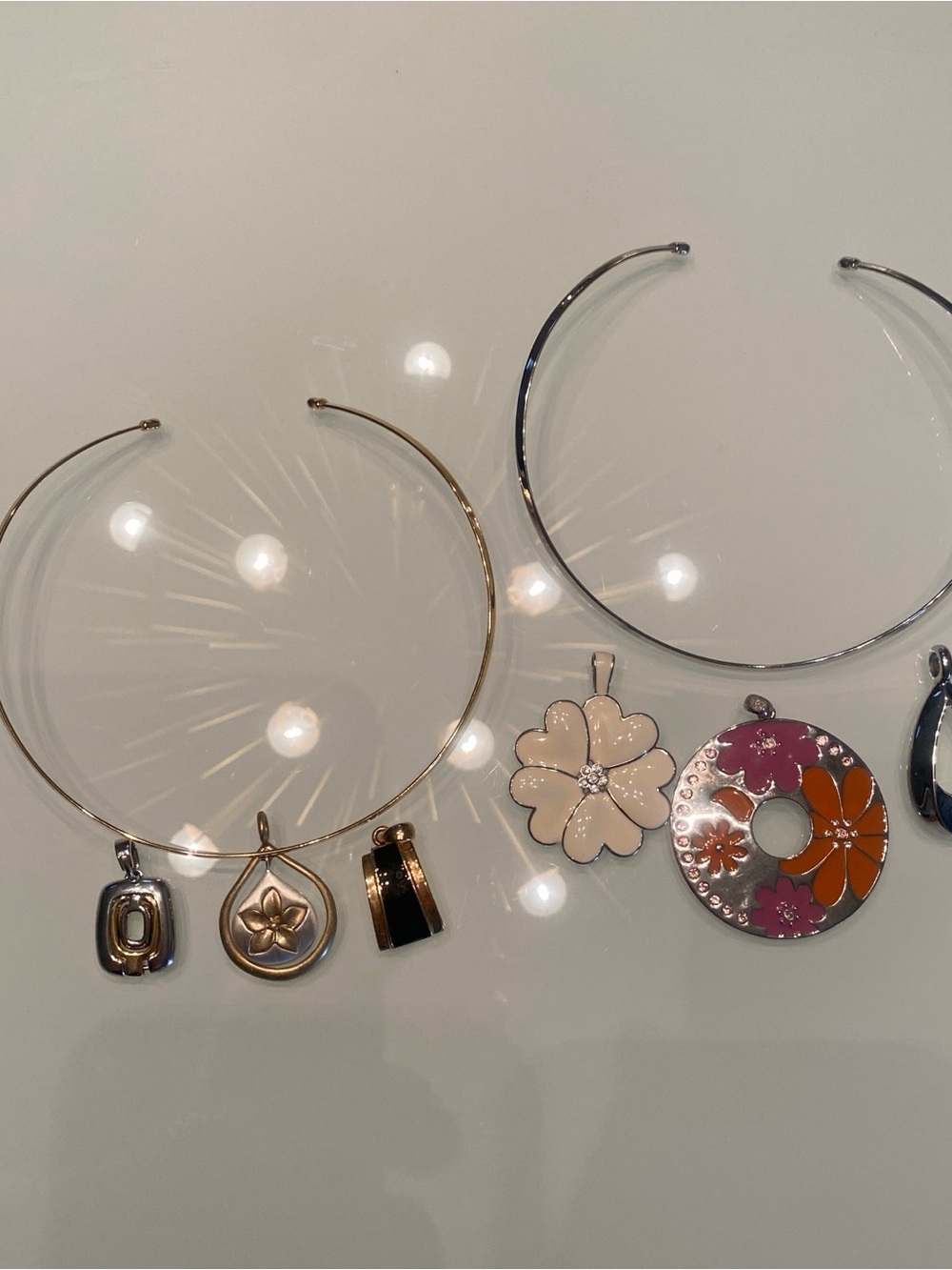 EUC Lia Sophia Interchangeable Collar & Pendant 8Pc Lot Reversible